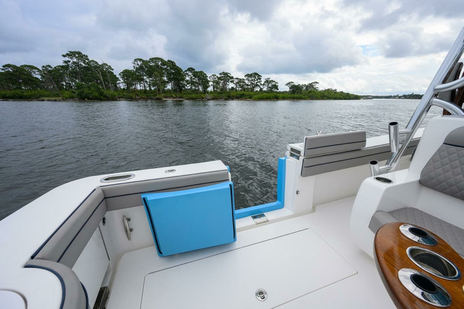 2023 Valhalla Boatworks V-46 - Photo 11