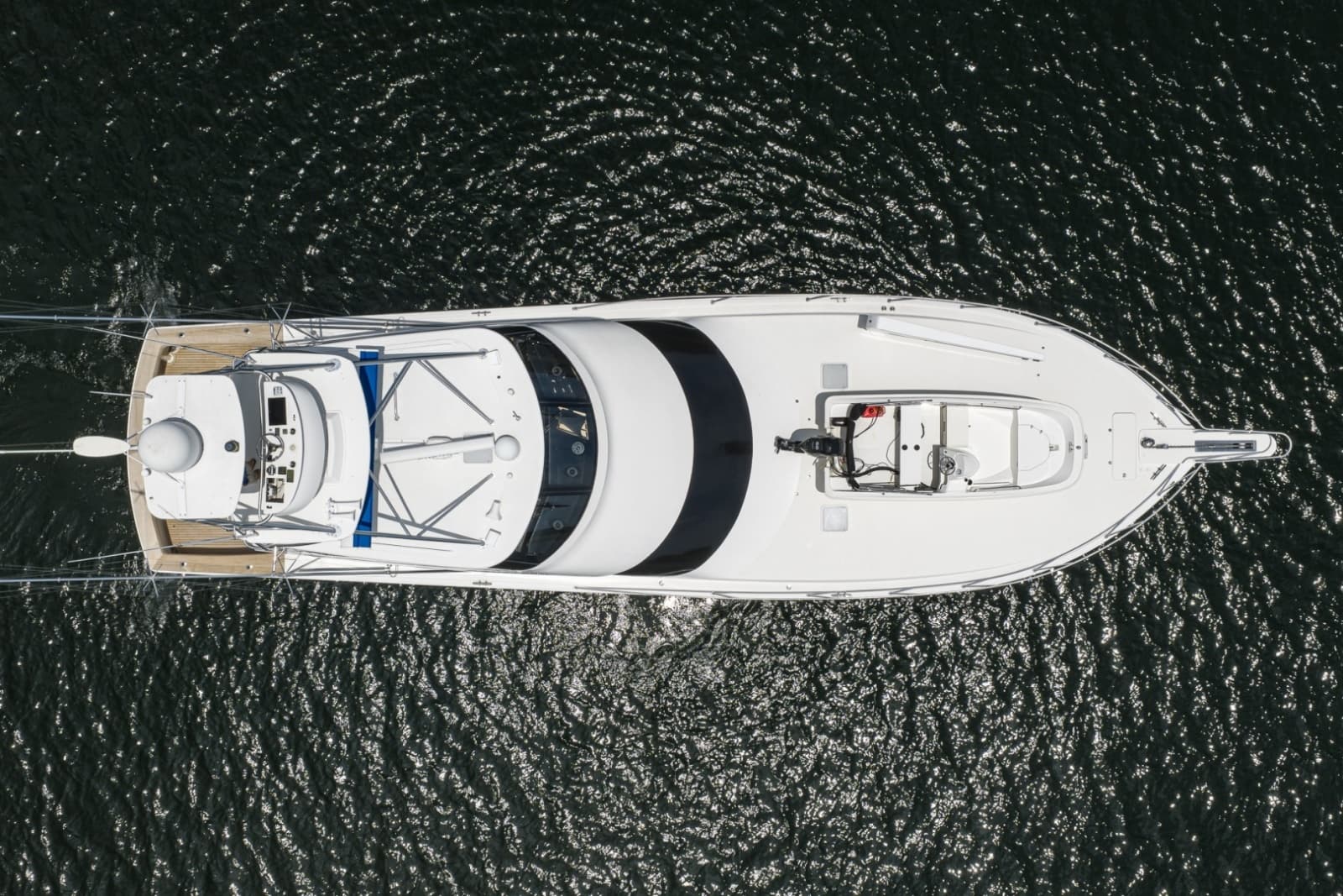 2006 Viking 68 Convertible - Photo 28