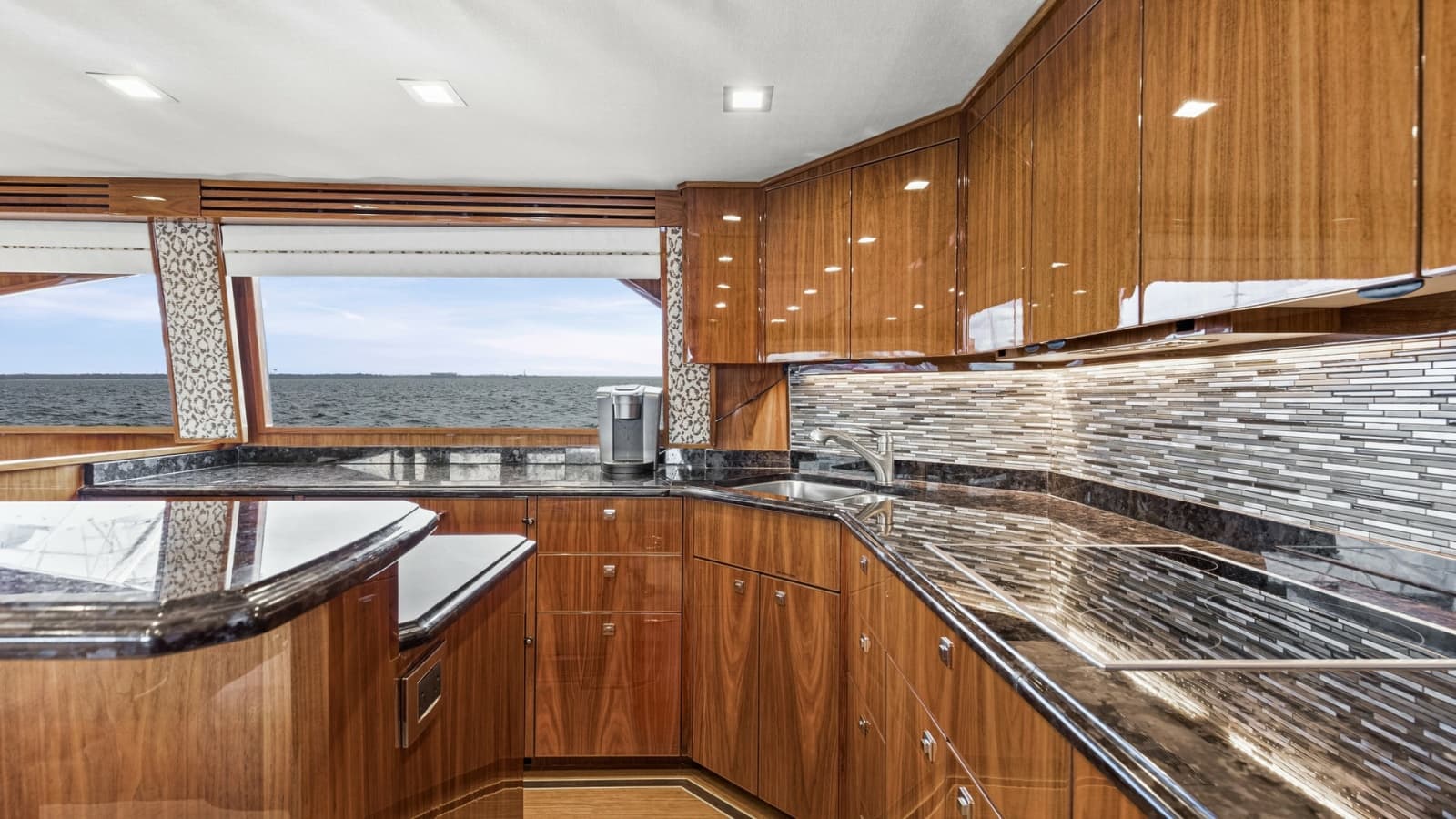 2017 Viking 72 Enclosed Bridge - Photo 21