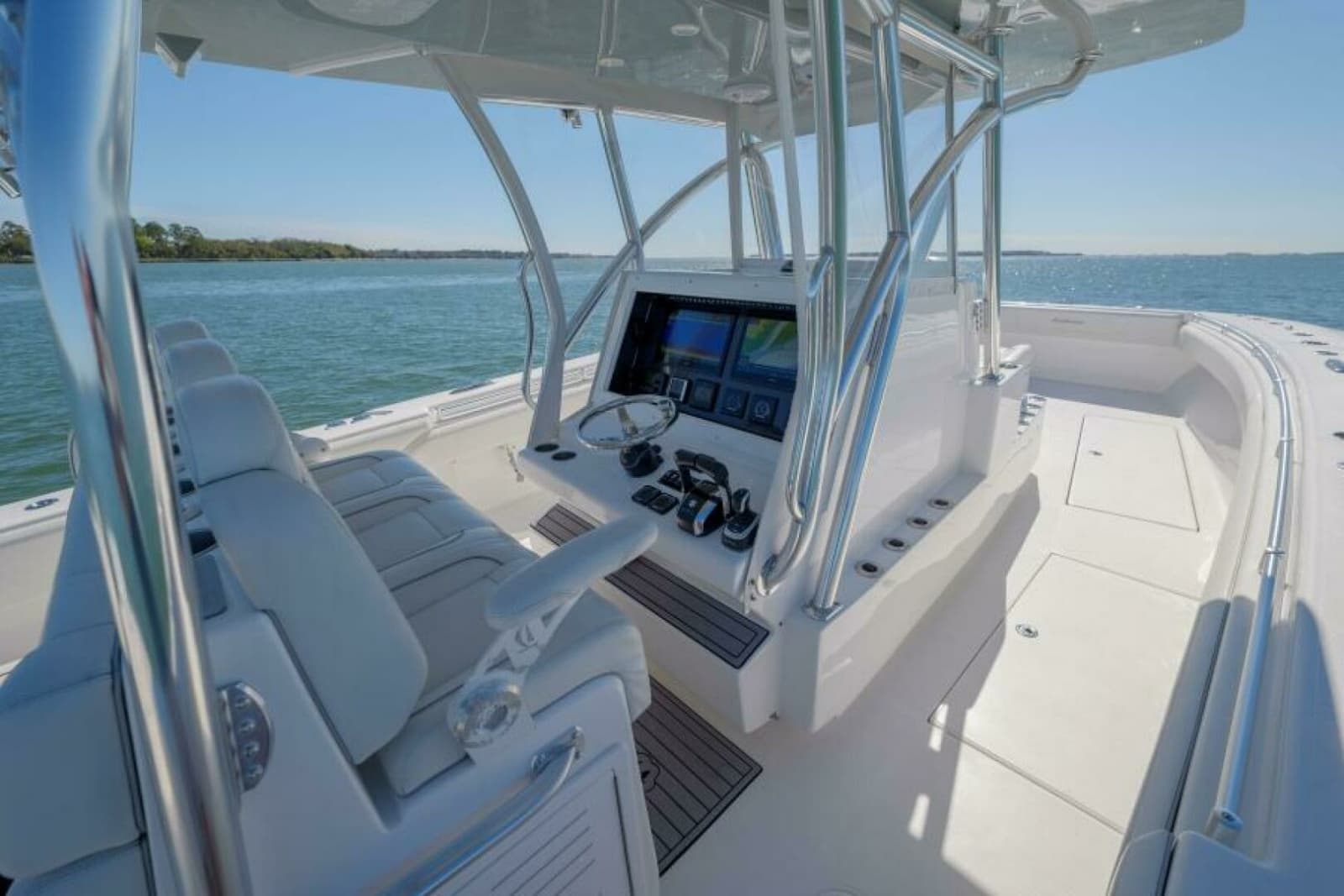2023 SeaHunter 38 CTS - Photo 26