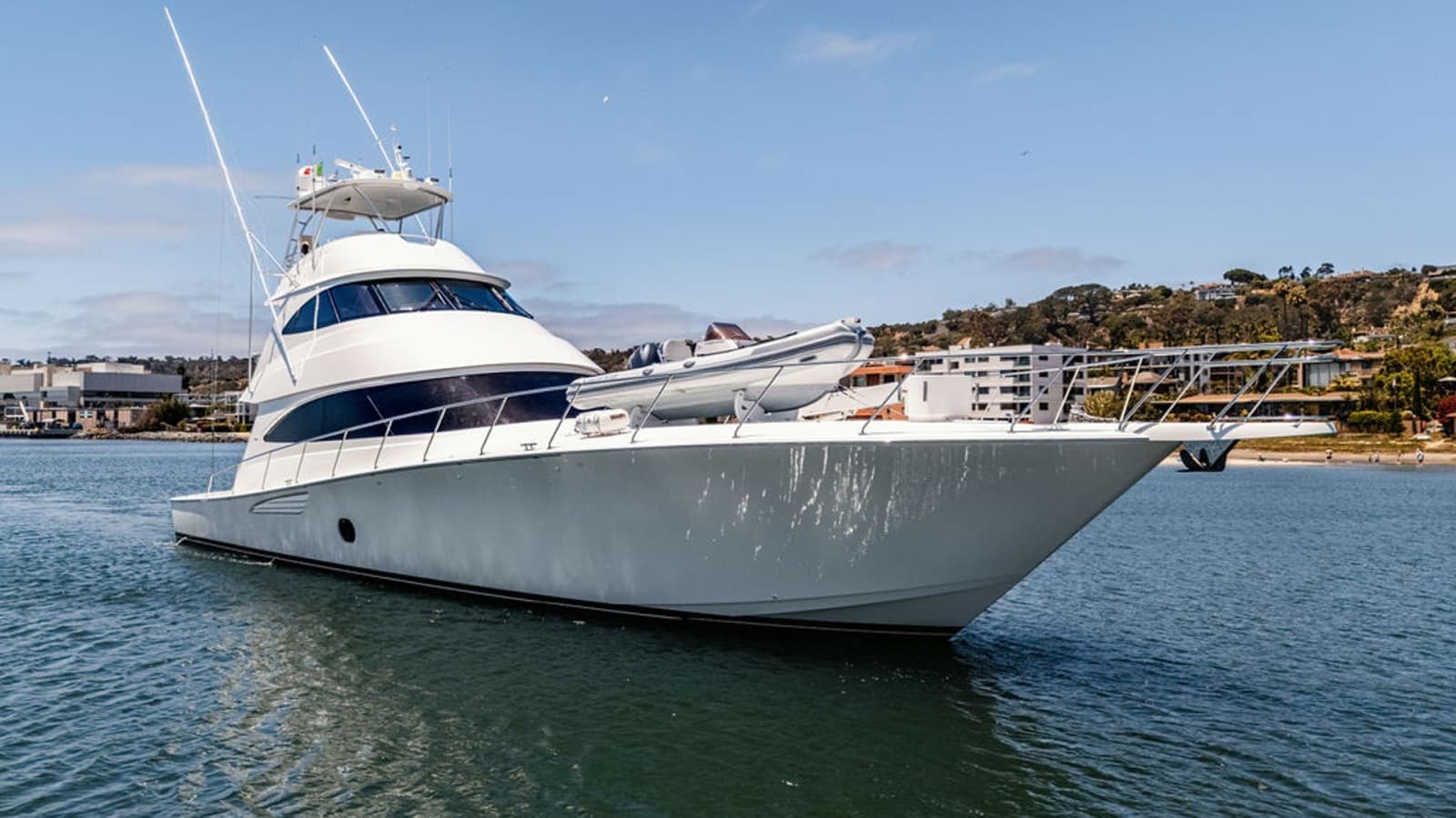 2019 Viking 80 Skybridge - Photo 79