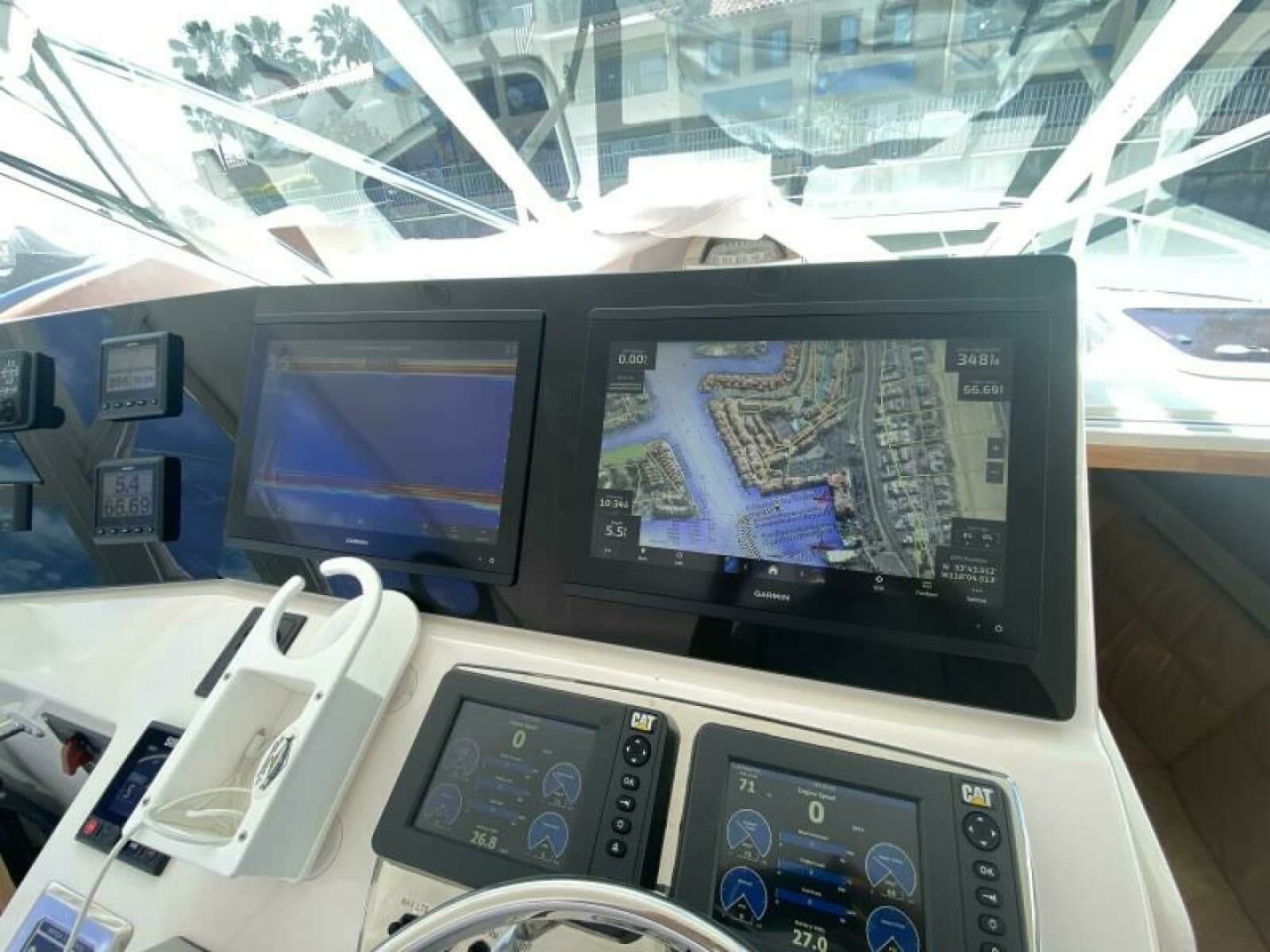 2006 Cabo 40 Express - Photo 27