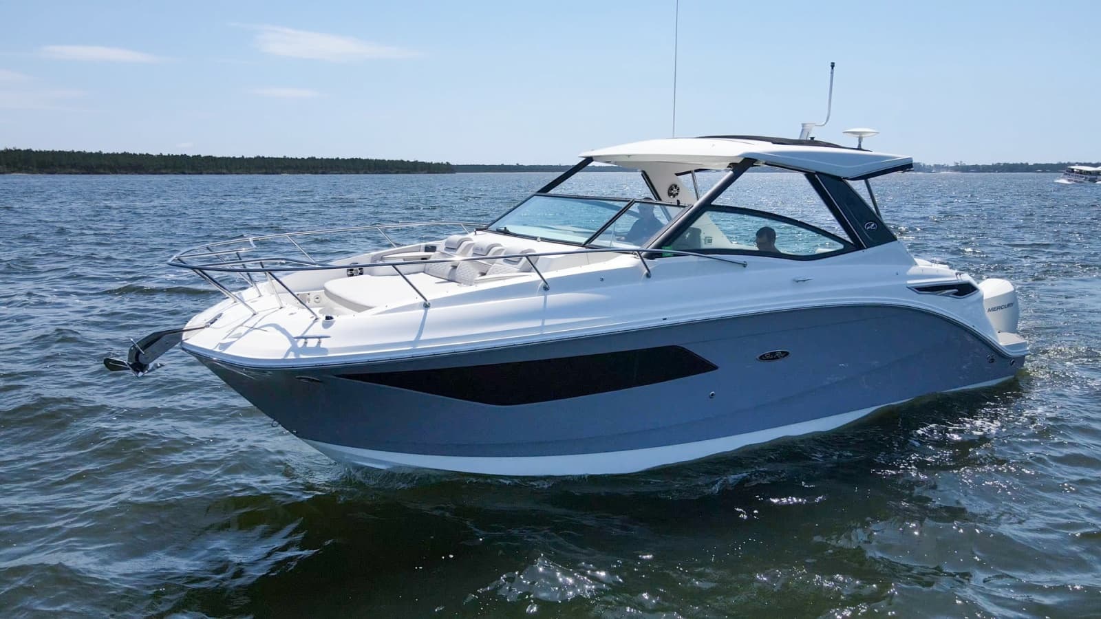 2022 Sea Ray 320 Sundancer OB - Photo 45