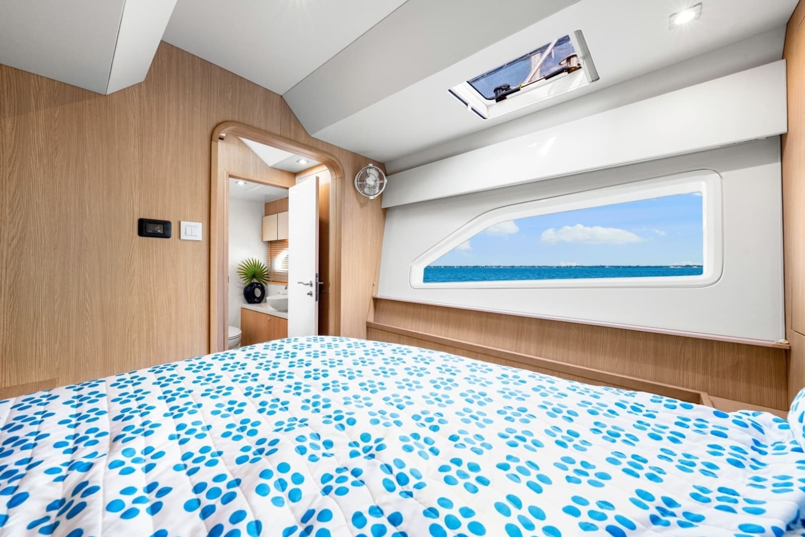 2021 Aquila 44 Yacht - Photo 25
