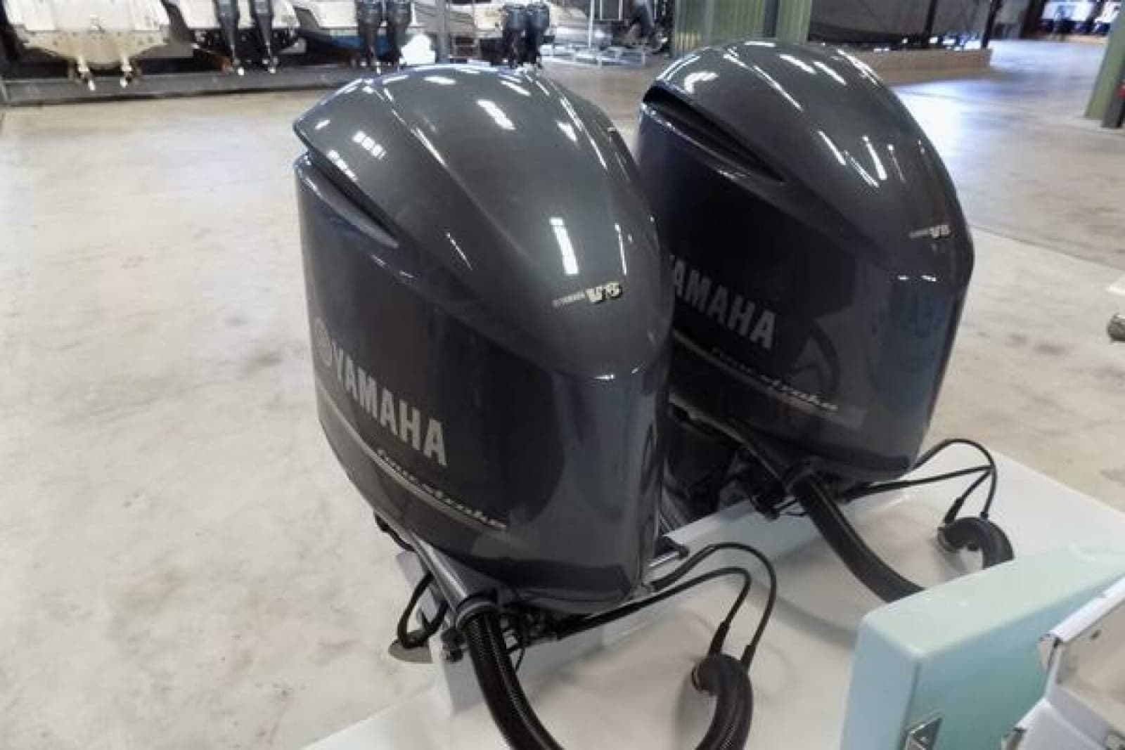 2013 Regulator 34SS - Photo 28