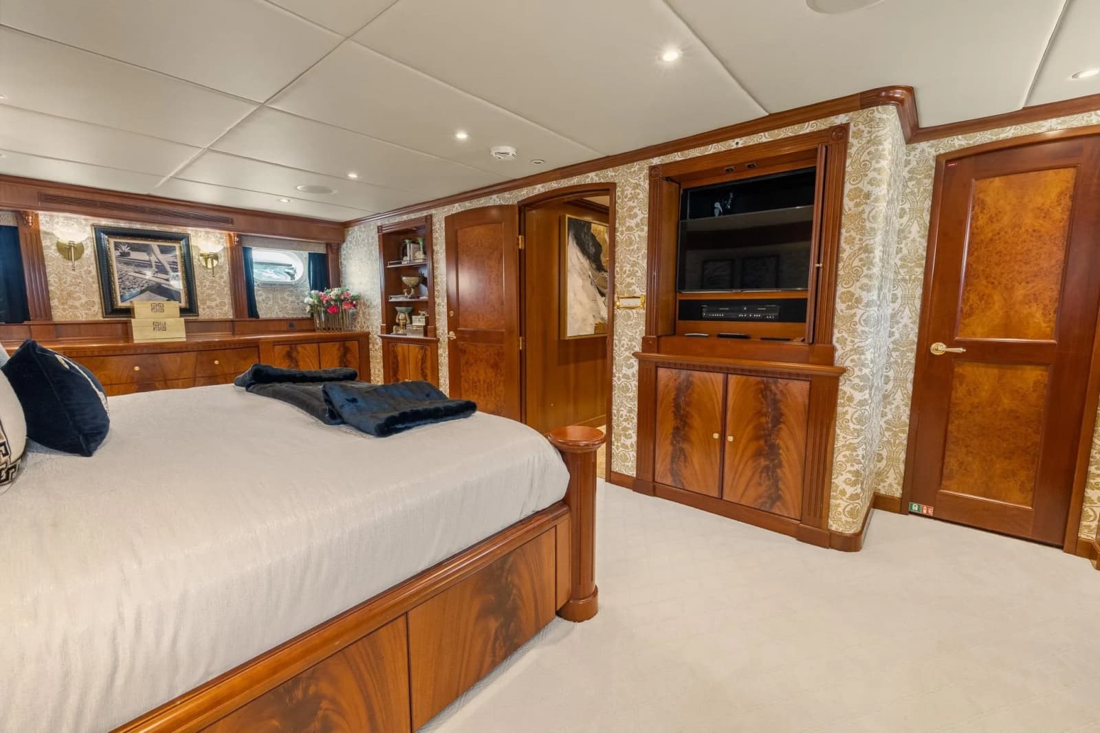 1999 Trinity Yachts Raised Pilothouse - Photo 59