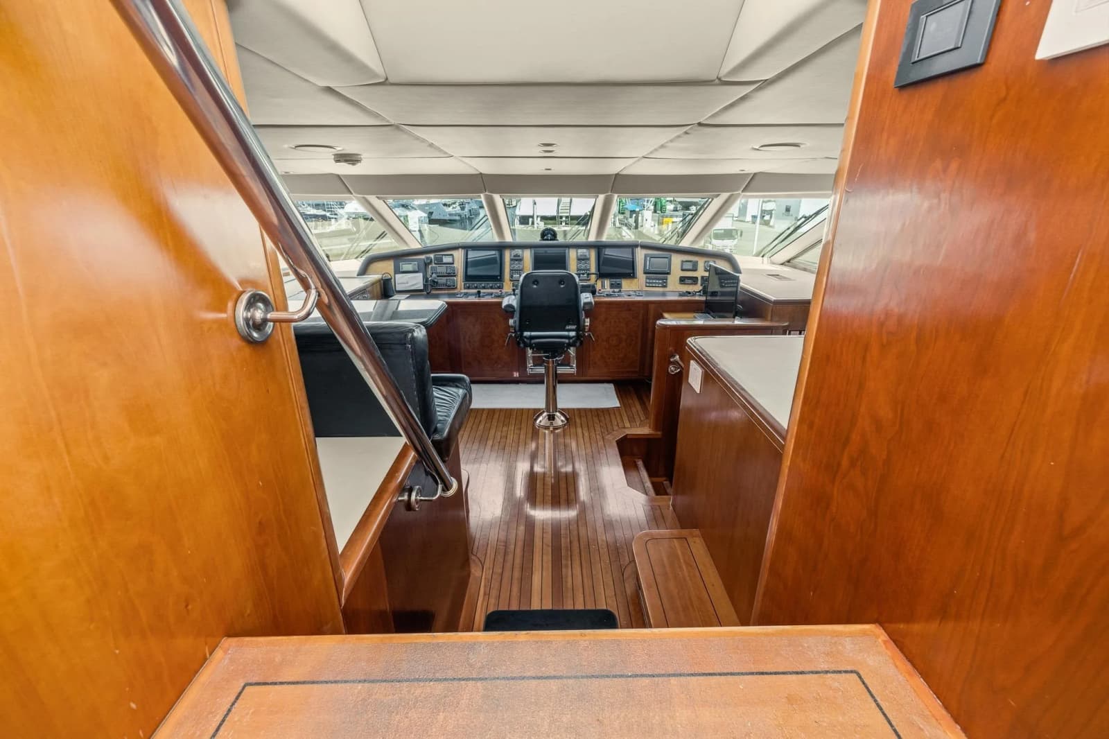 1999 Trinity Yachts Raised Pilothouse - Photo 39