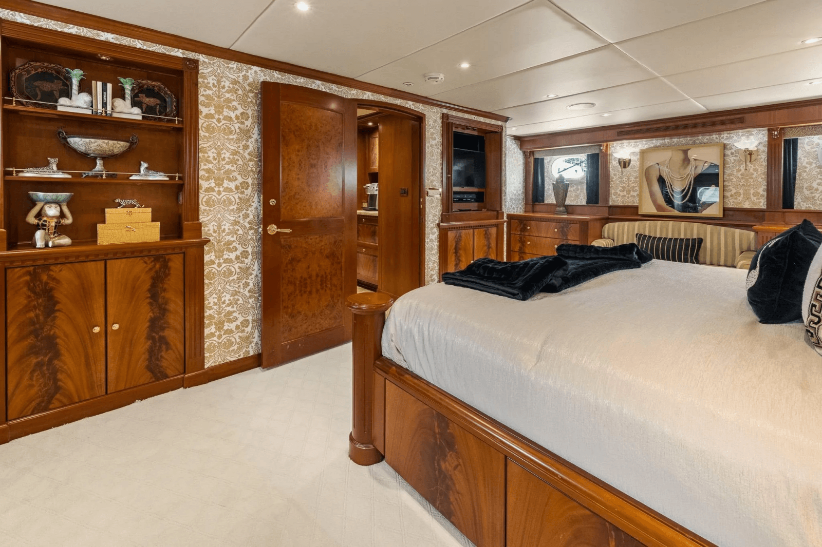 1999 Trinity Yachts Raised Pilothouse - Photo 60
