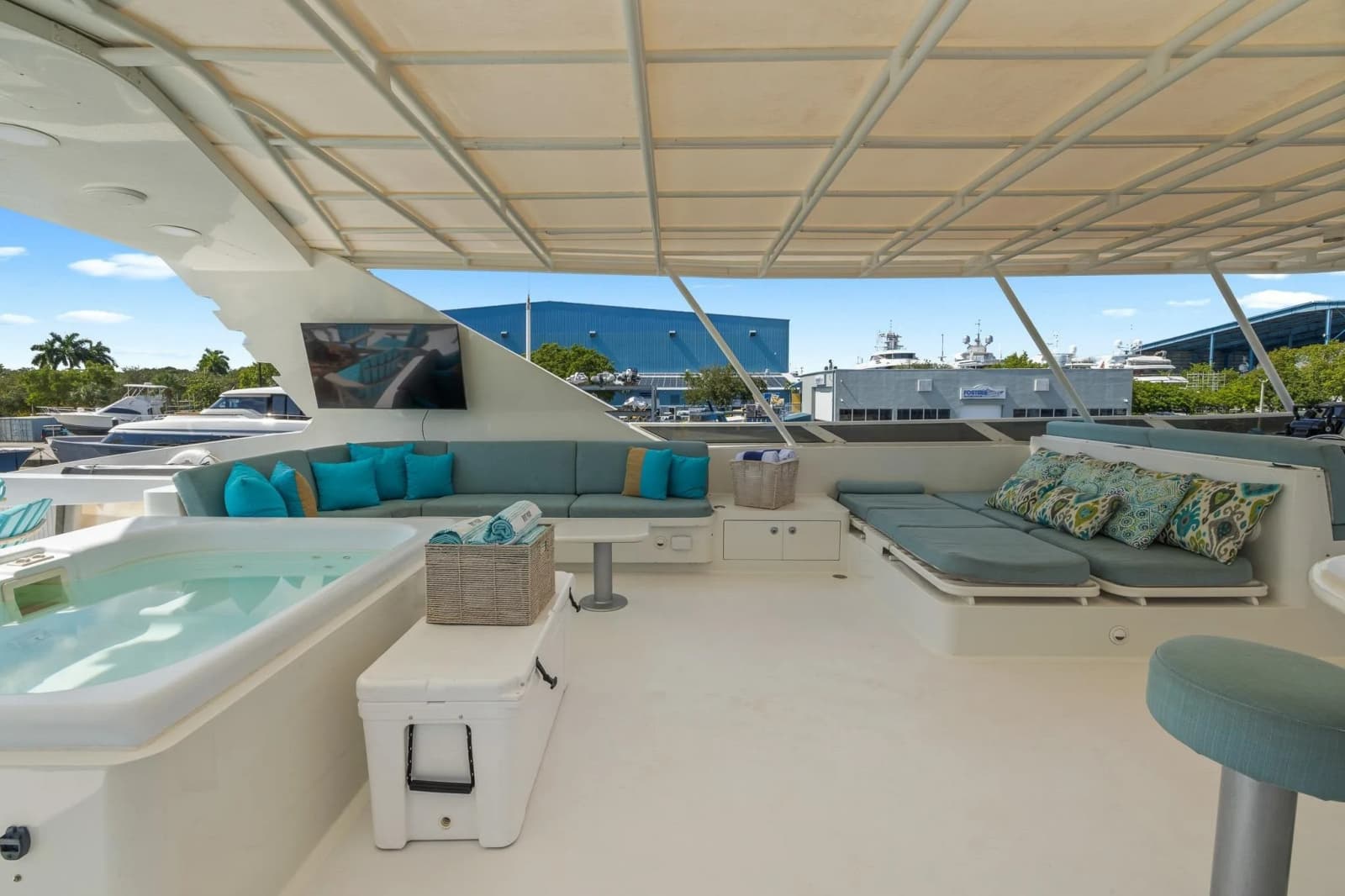 1999 Trinity Yachts Raised Pilothouse - Photo 22