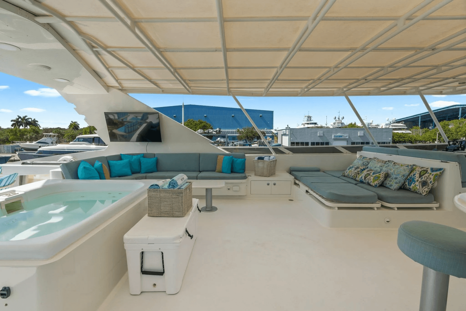 1999 Trinity Yachts Raised Pilothouse - Photo 22
