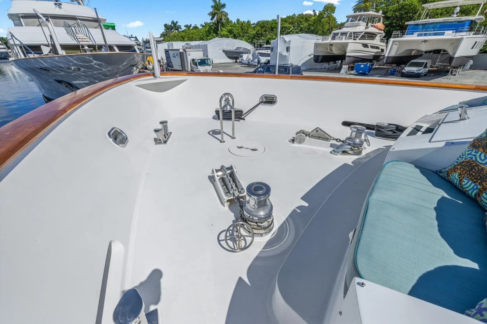 1999 Trinity Yachts Raised Pilothouse - Photo 13