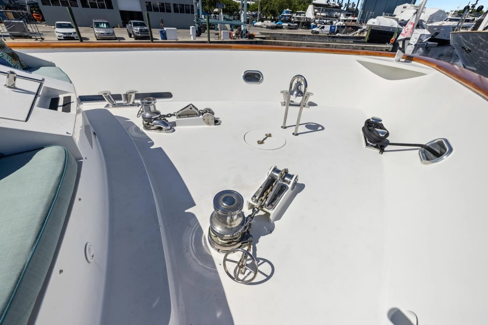 1999 Trinity Yachts Raised Pilothouse - Photo 12