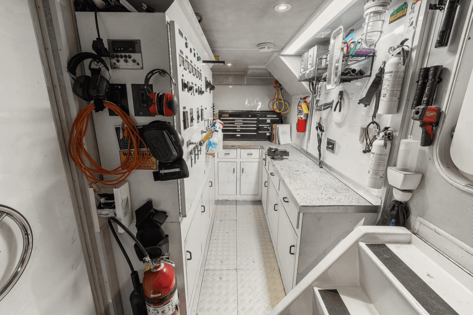 1999 Trinity Yachts Raised Pilothouse - Photo 89