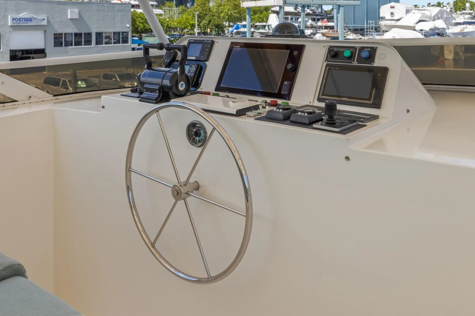 1999 Trinity Yachts Raised Pilothouse - Photo 18
