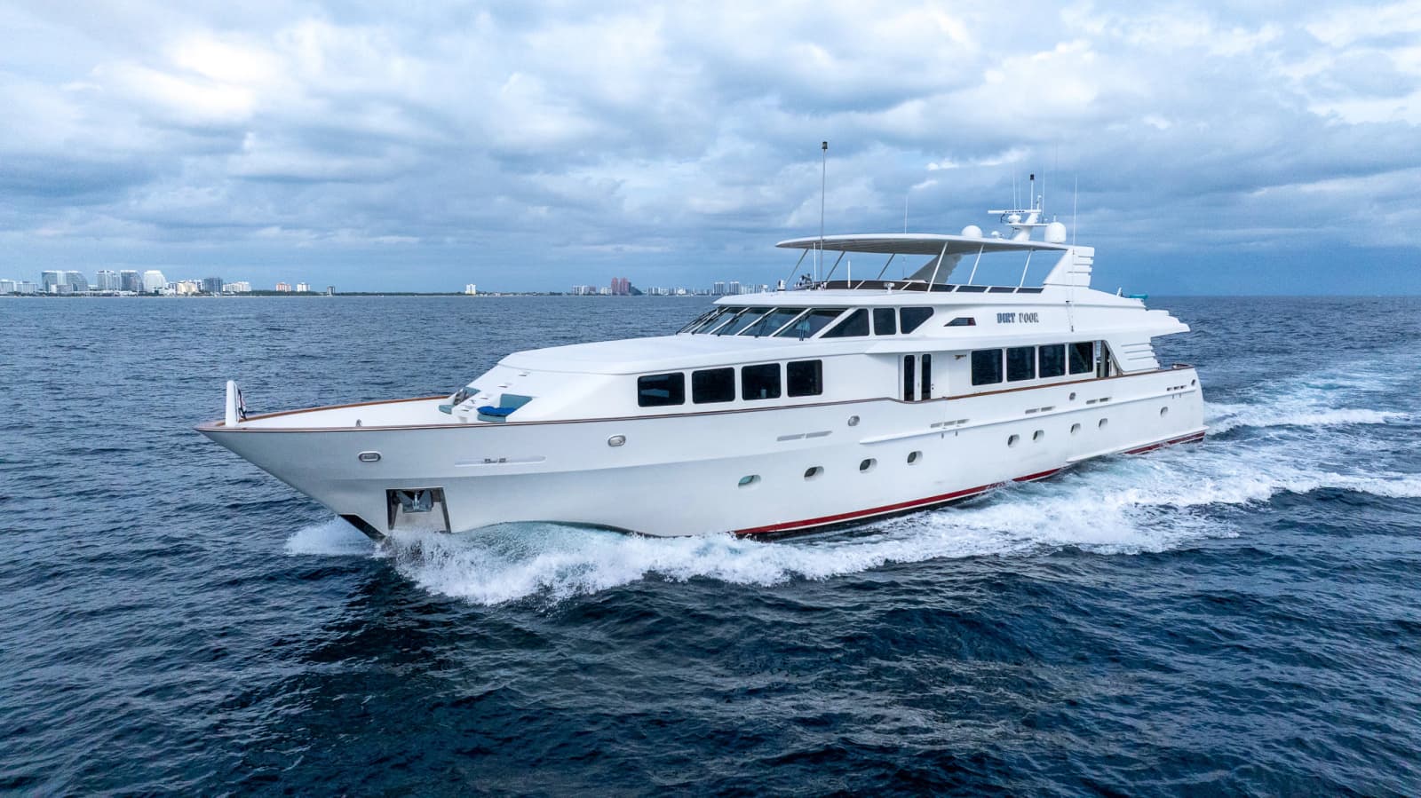 1999 Trinity Yachts Raised Pilothouse - Photo 3