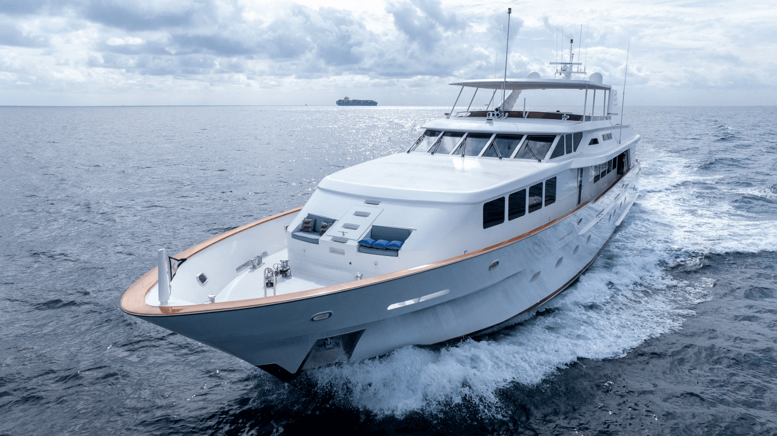 1999 Trinity Yachts Raised Pilothouse - Photo 6