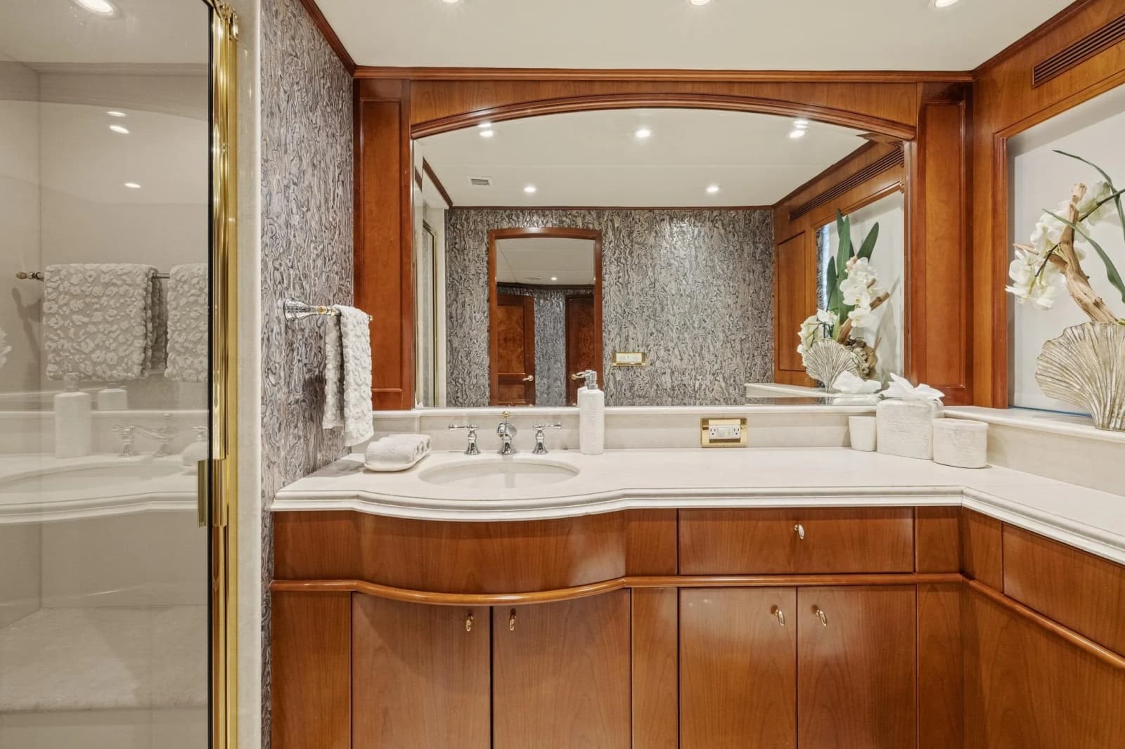 1999 Trinity Yachts Raised Pilothouse - Photo 68