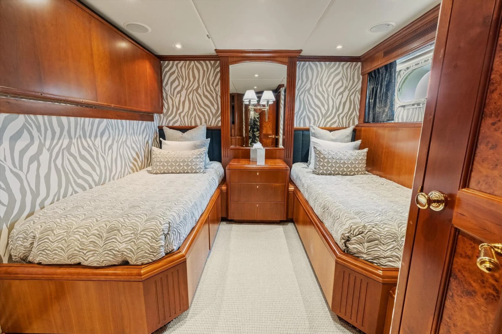 1999 Trinity Yachts Raised Pilothouse - Photo 74