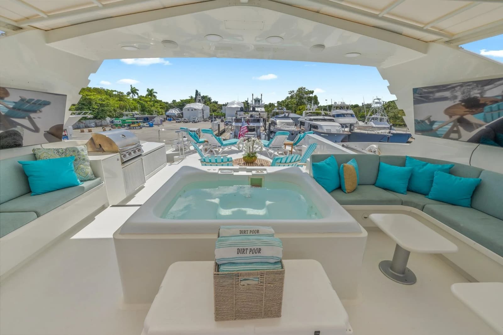 1999 Trinity Yachts Raised Pilothouse - Photo 23