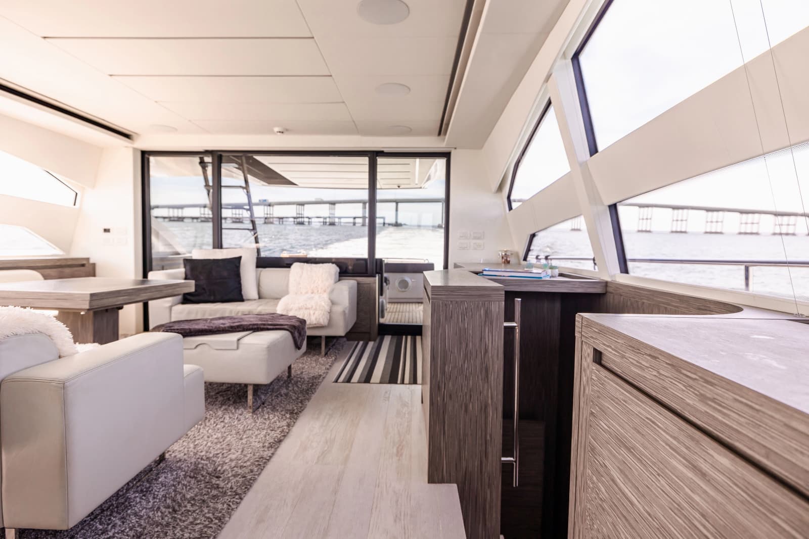 2017 Pershing 82 VHP - Photo 22