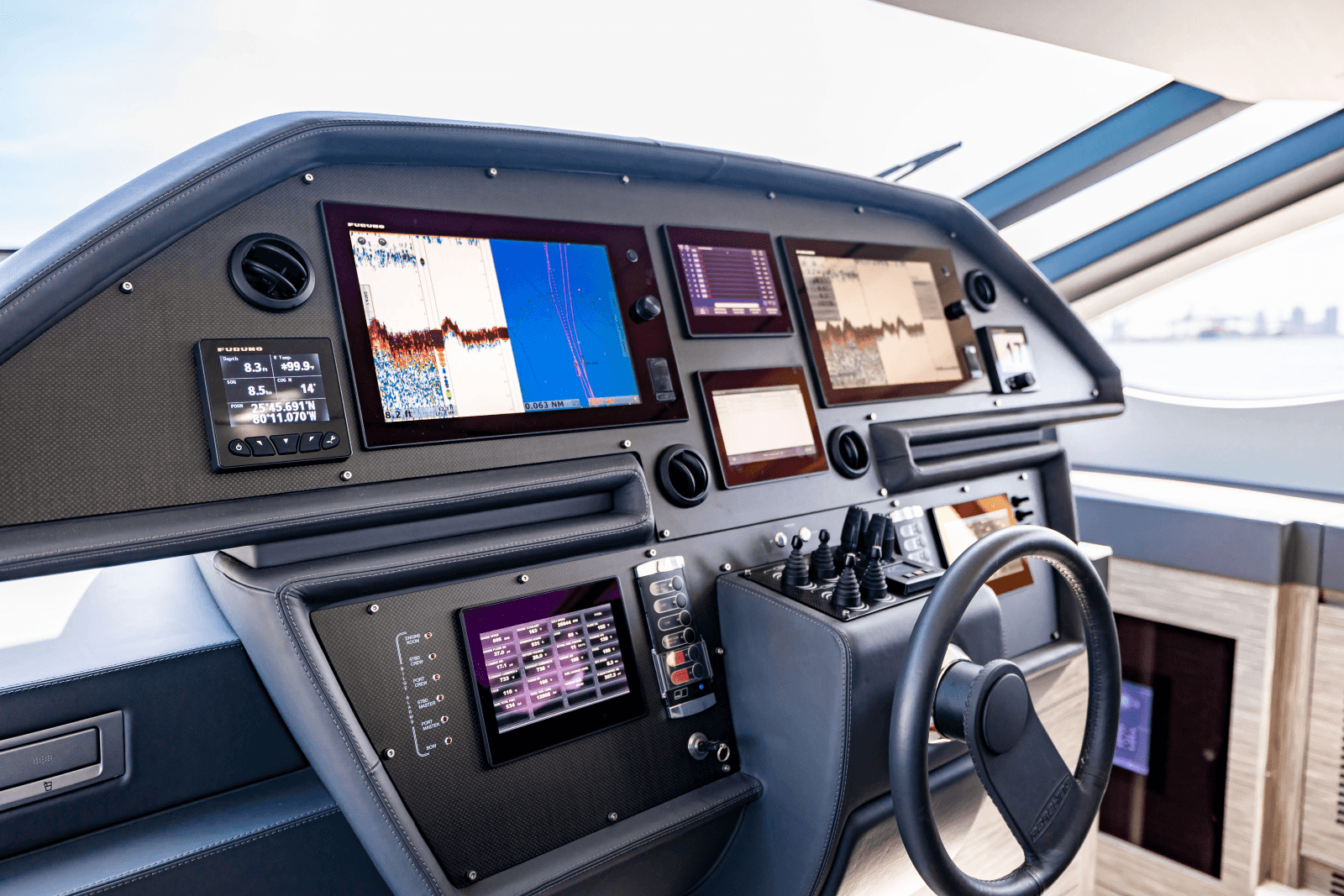 2017 Pershing 82 VHP - Photo 18