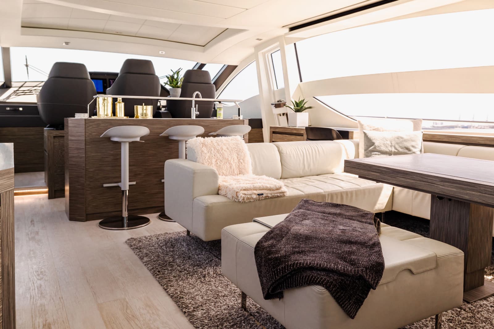2017 Pershing 82 VHP - Photo 15