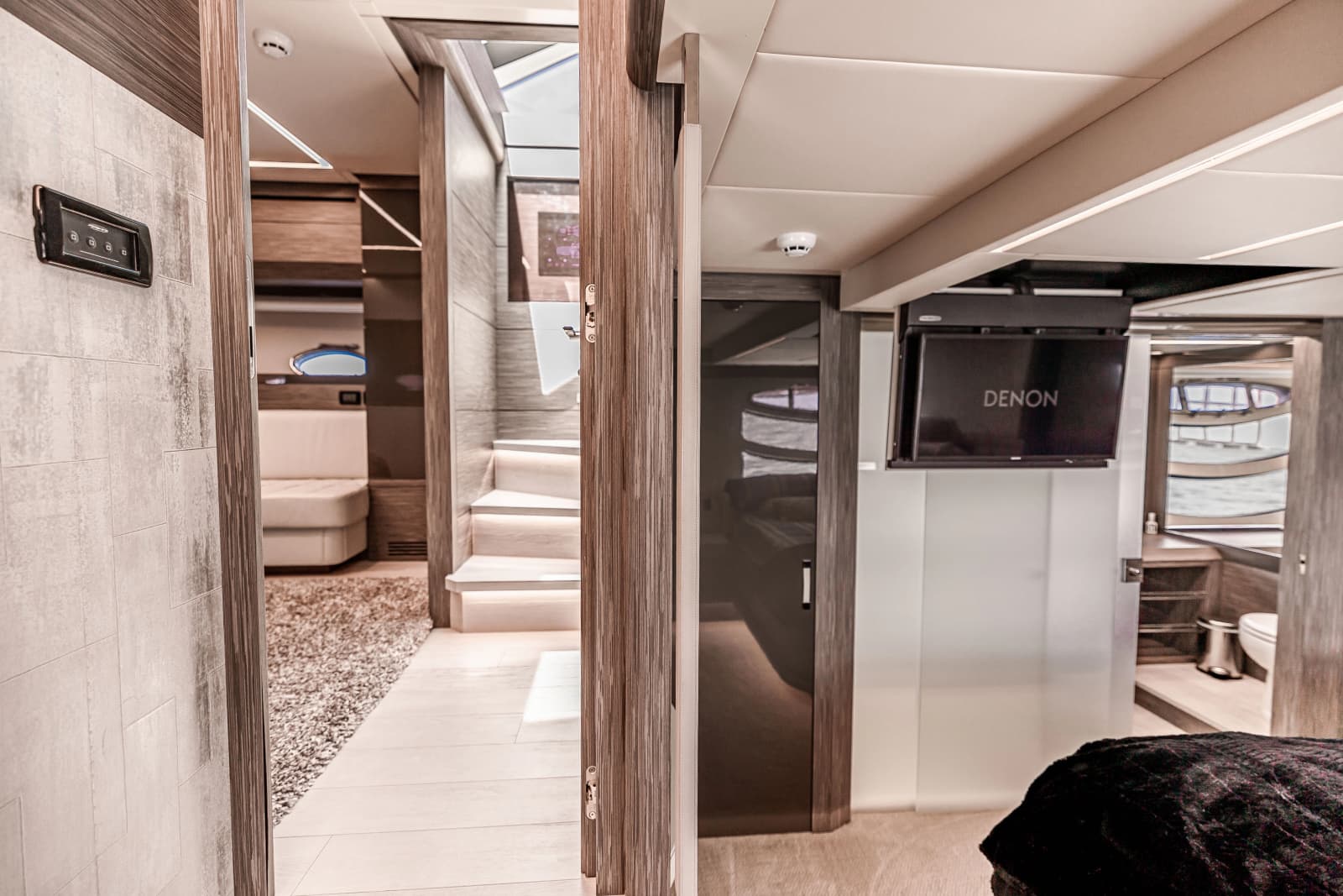 2017 Pershing 82 VHP - Photo 28