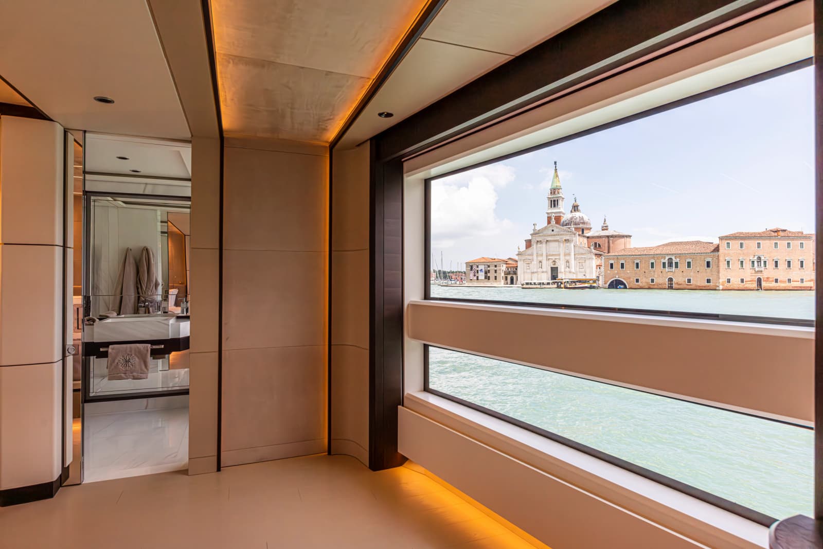2028 Ocean King Ducale 120 - Photo 26