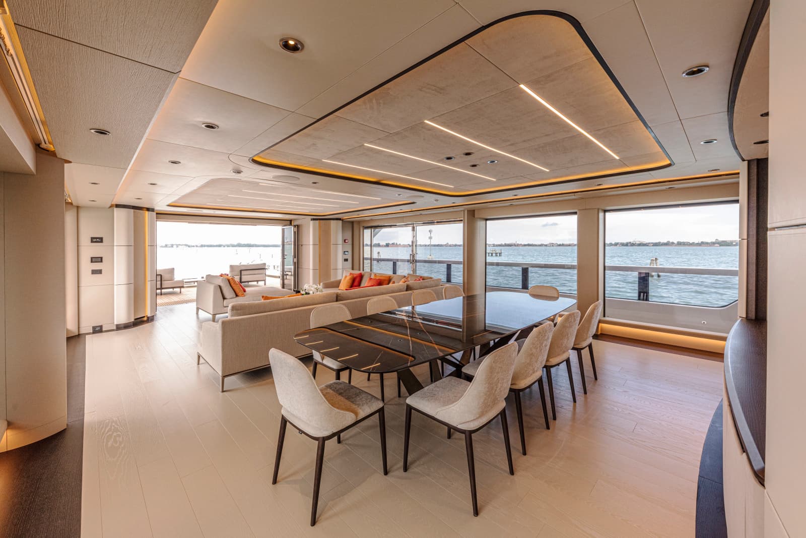 2028 Ocean King Ducale 120 - Photo 19