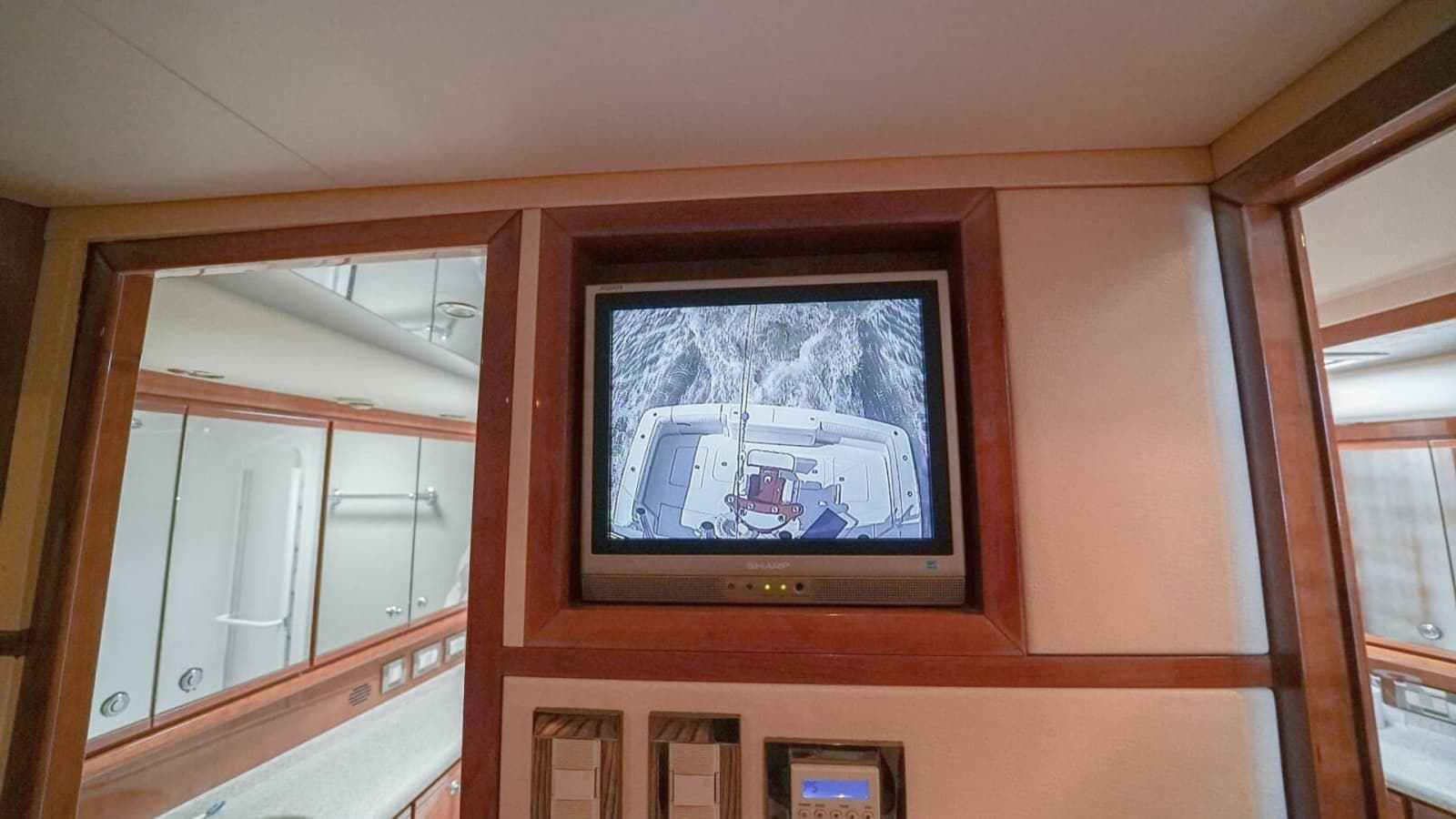 2007 Bertram 51 Convertible - Photo 25