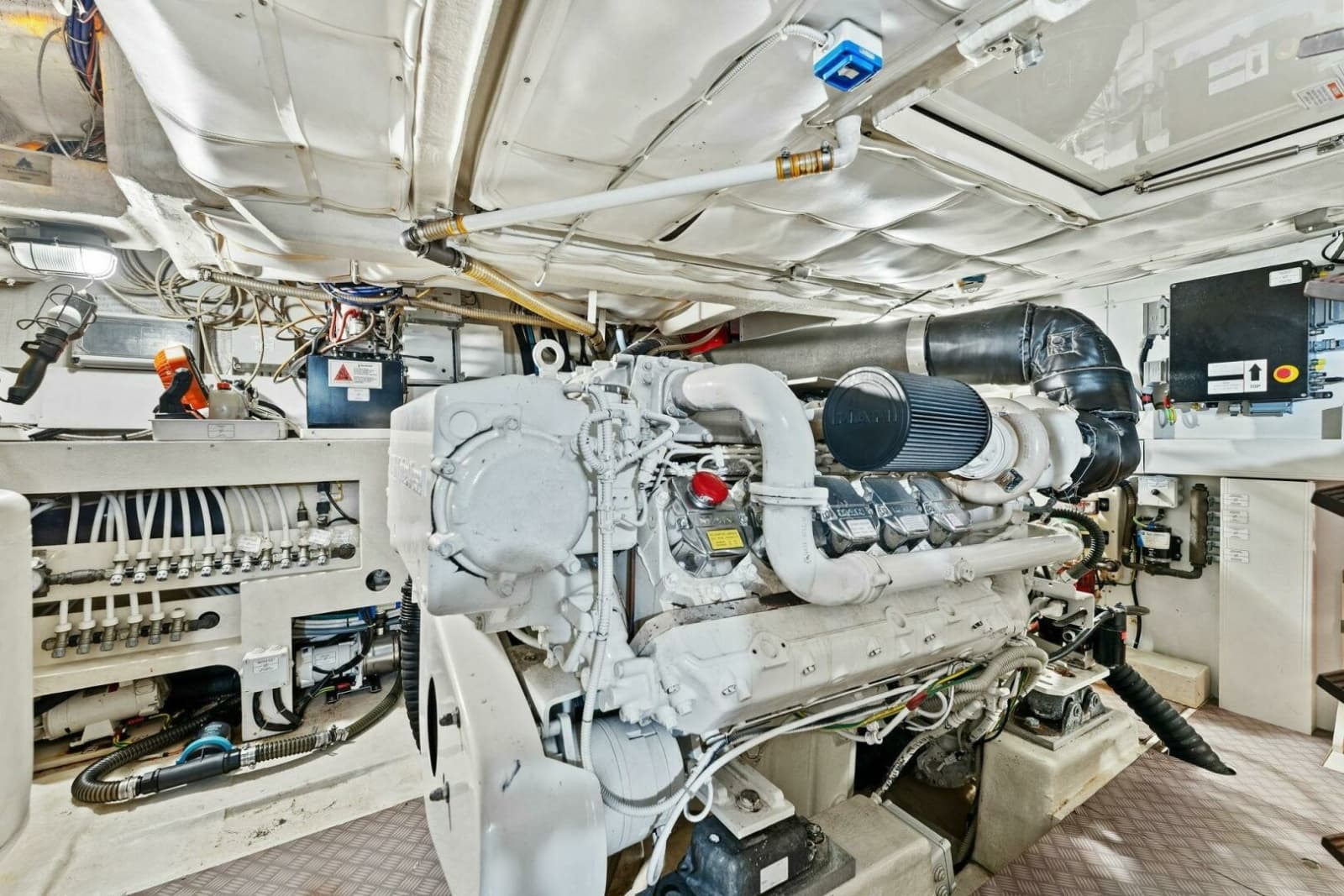2013 Ferretti Yachts 620 - Photo 63