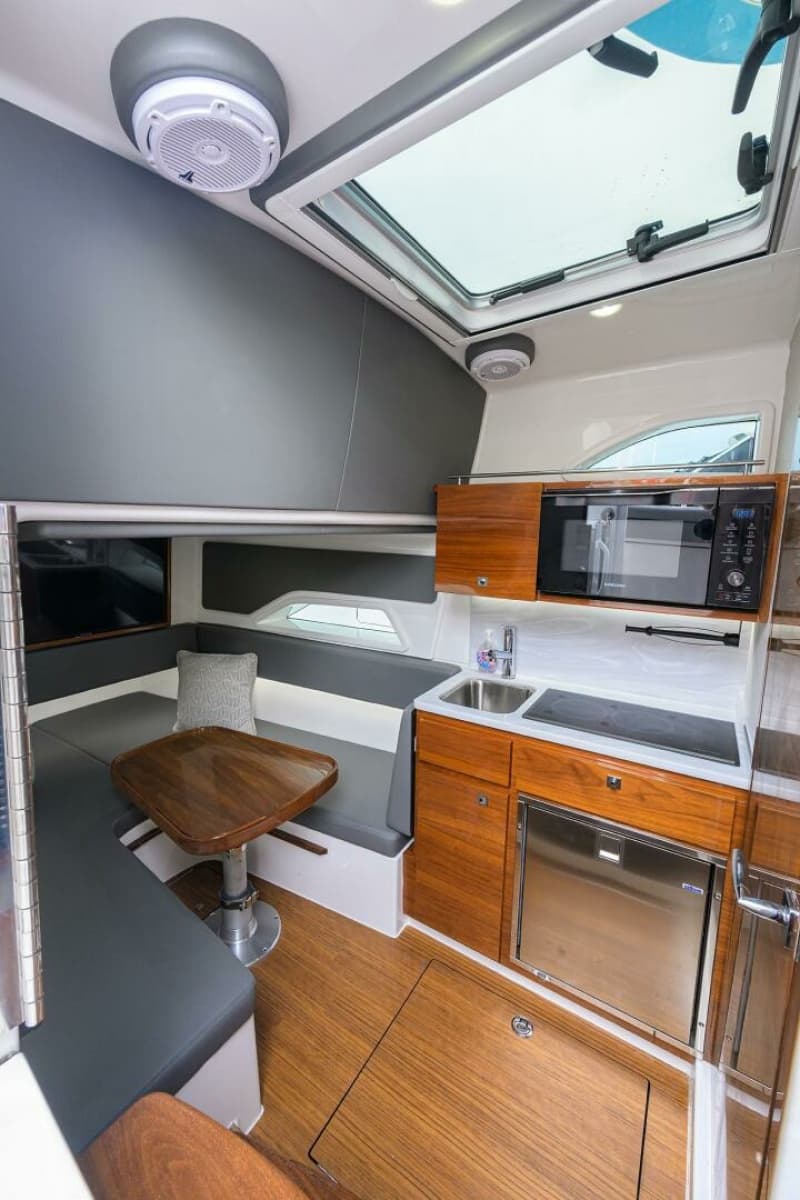 2023 Valhalla Boatworks V-46 - Photo 19