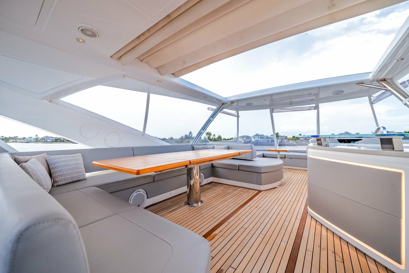 2019 Sunseeker 76 Flybridge - Photo 48