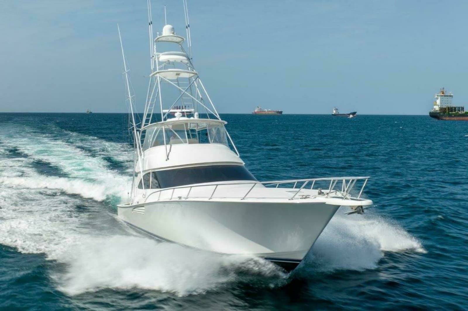 2015 Viking 66 Convertible - Photo 63