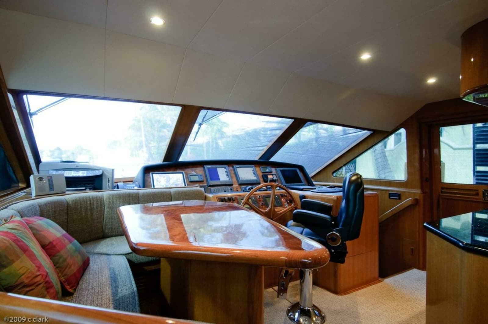 2005 Ocean Alexander 58 Motor Yacht - Photo 19