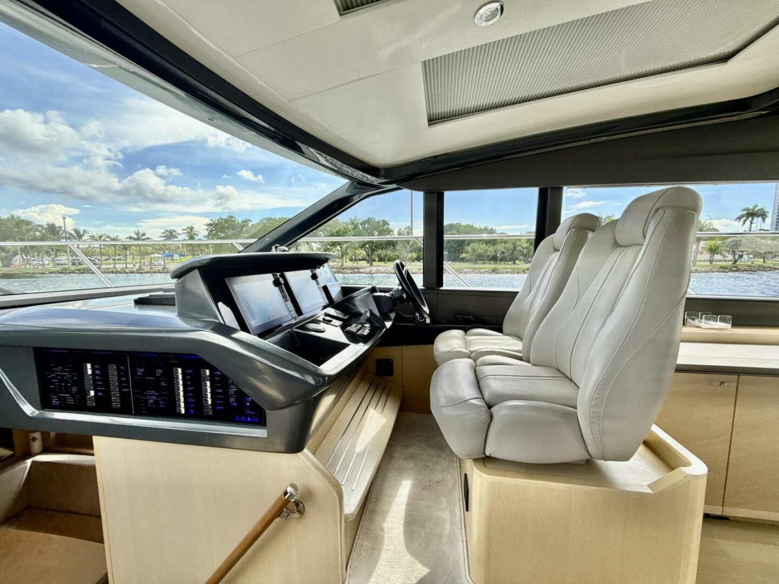 2017 Princess V58 - Photo 58