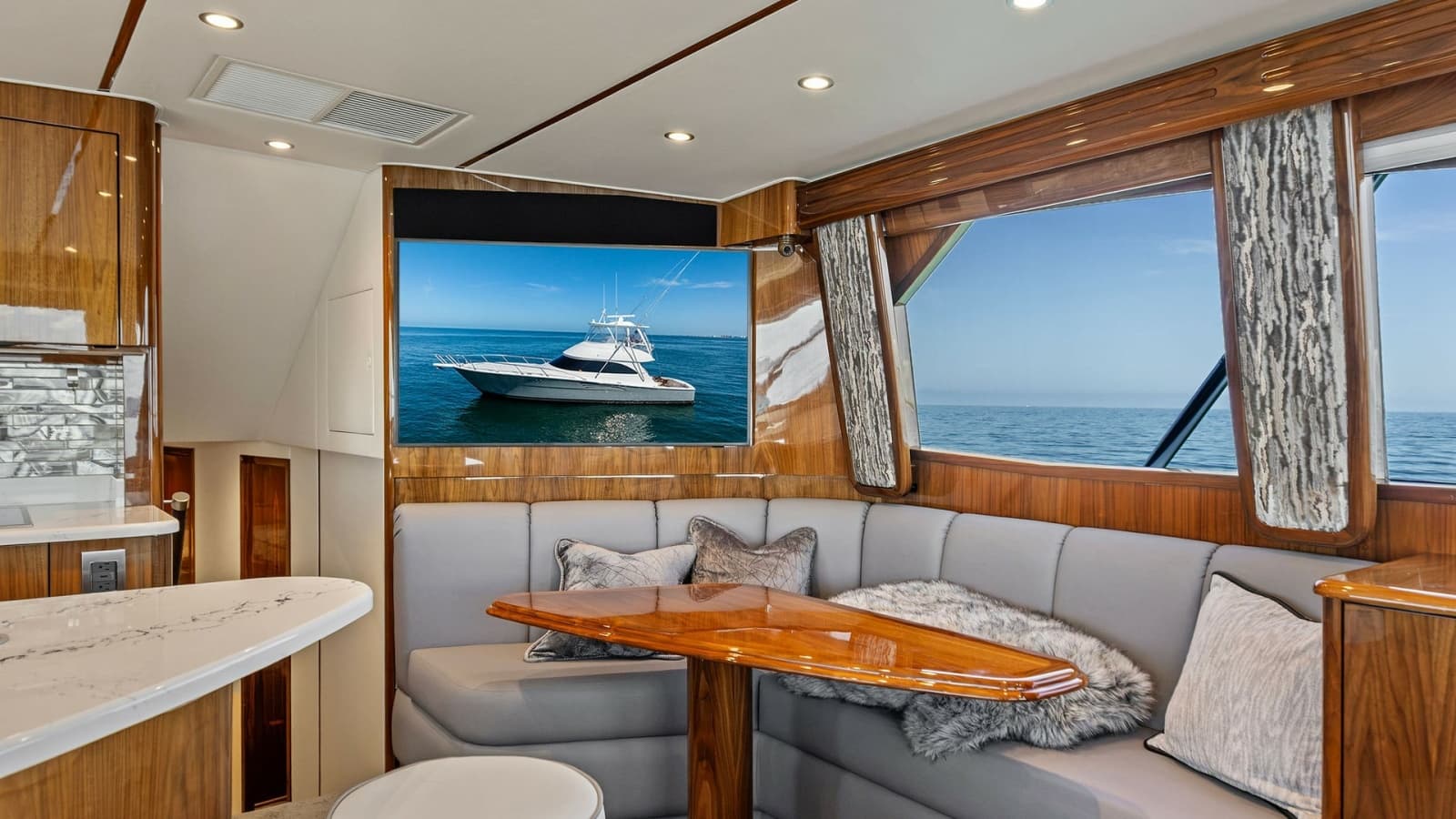 2024 Viking 54 Convertible - Photo 44