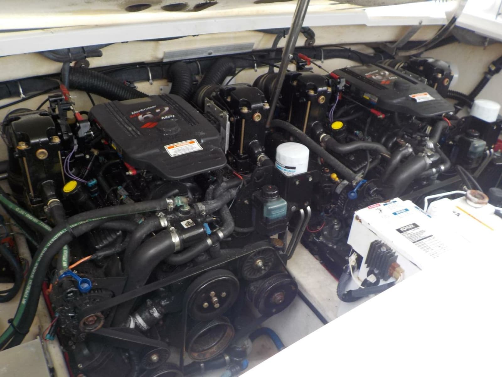 2006 Formula 330 SS - Photo 18