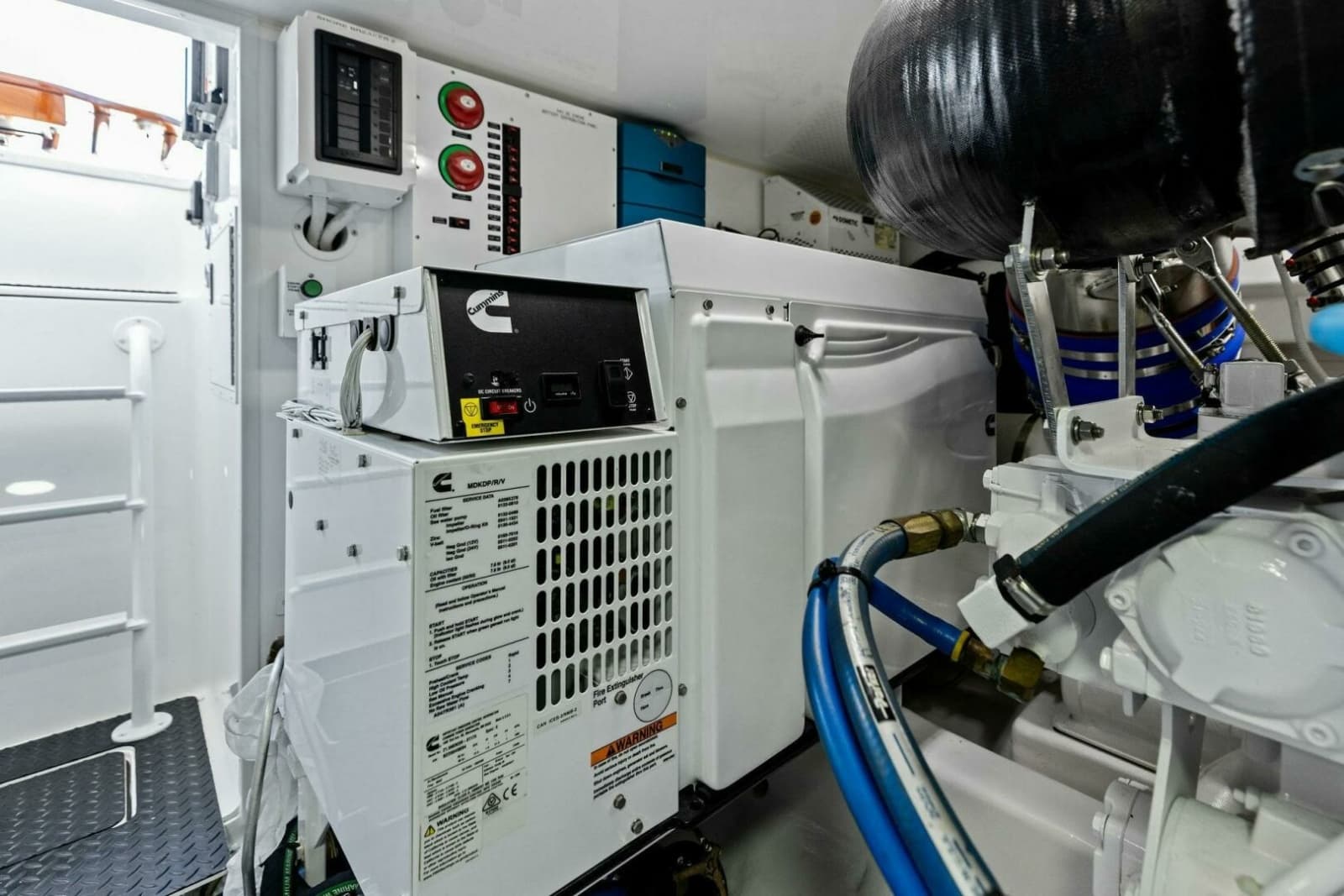 2023 Viking 54 Convertible - Photo 119