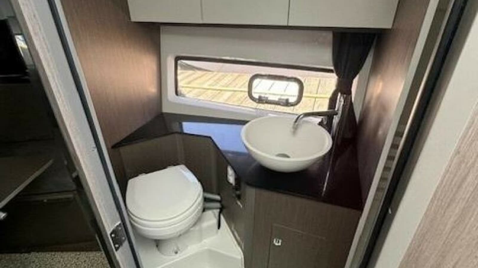 2022 Beneteau 32 Gran Turismo - Photo 6