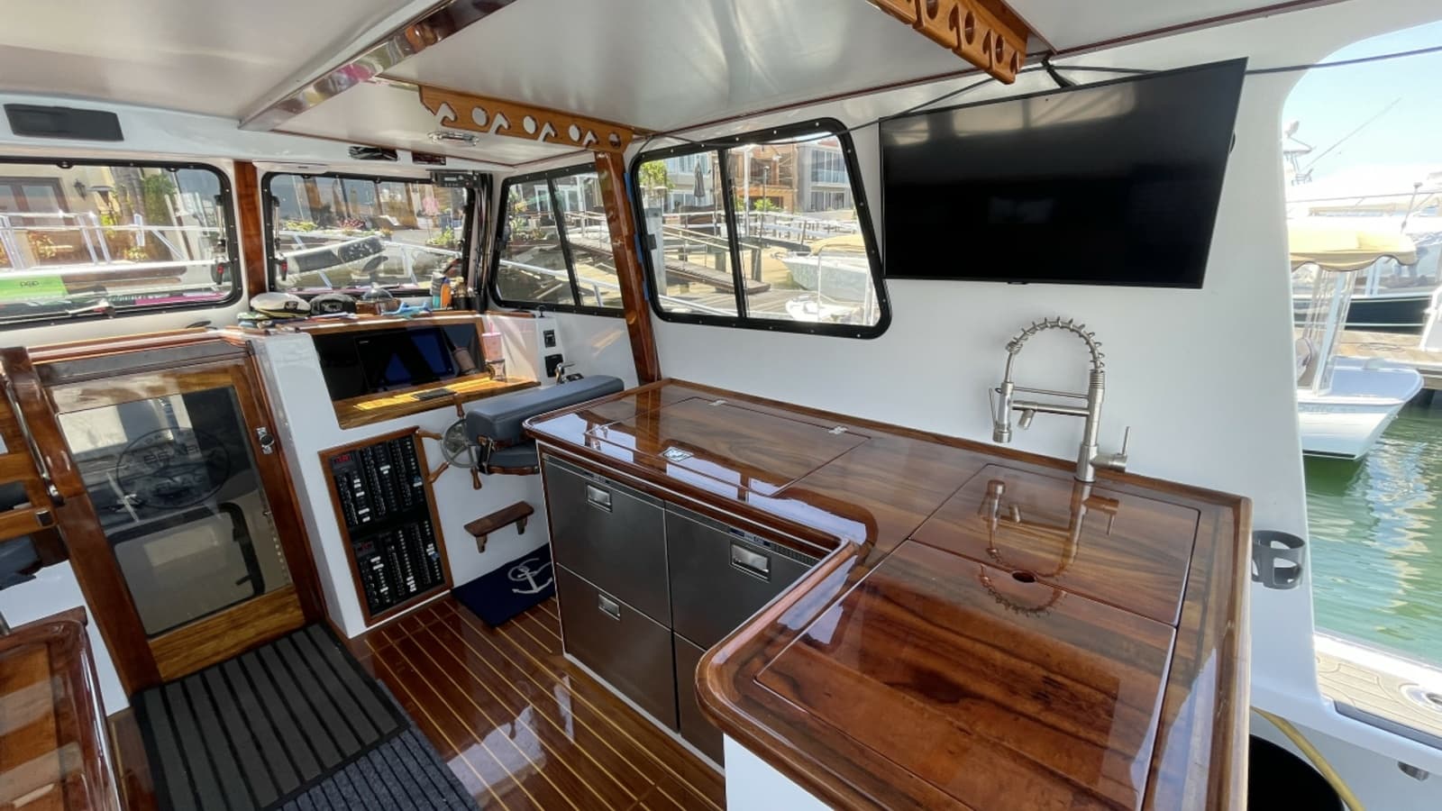 2019 Donelle 35 Flybridge Sportfish - Photo 3