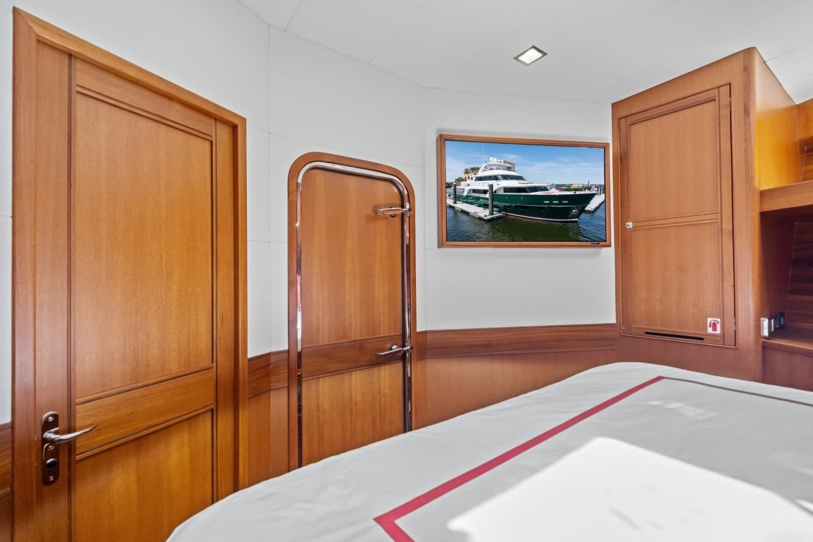 2024 Marlow 90V - Photo 77