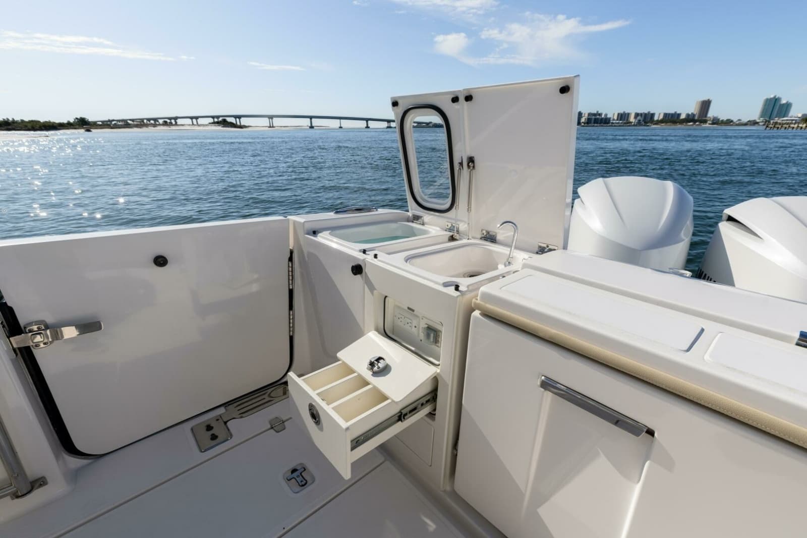 2019 Pursuit S 368 - Photo 26