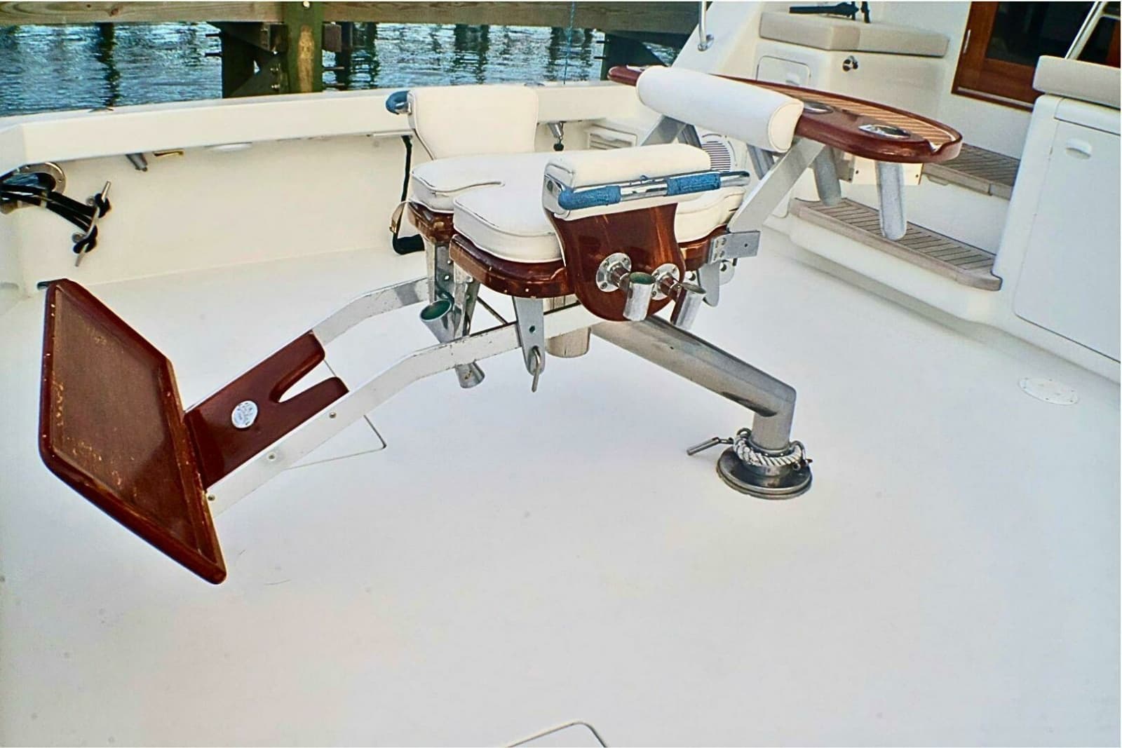 2001 Donzi 73 Sport Yacht - Photo 67