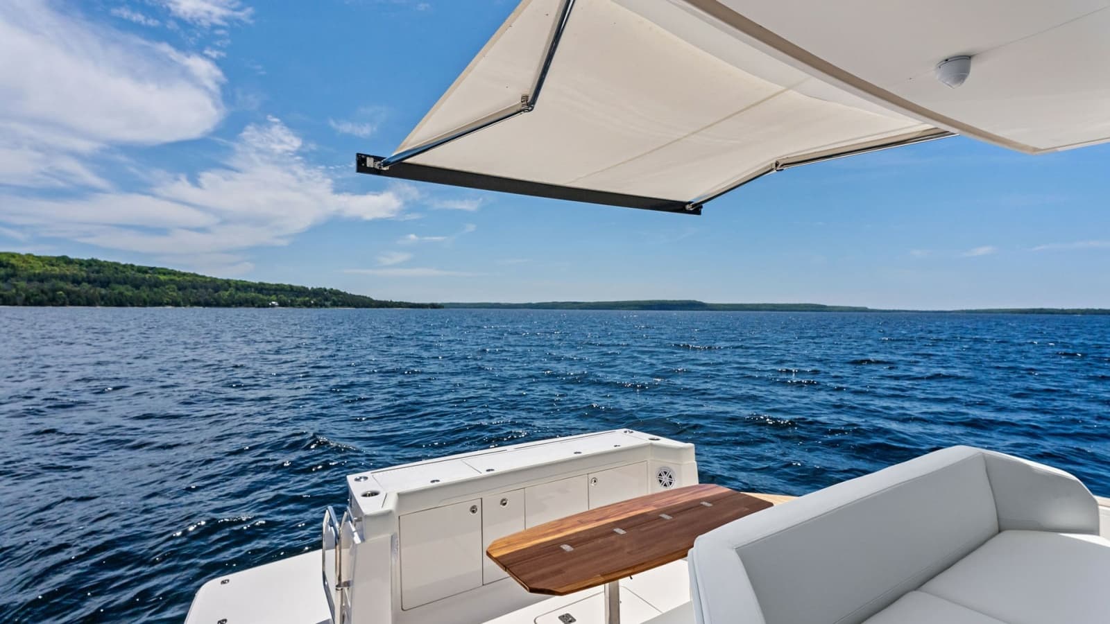 2025 Tiara Yachts EX 60 - Photo 43
