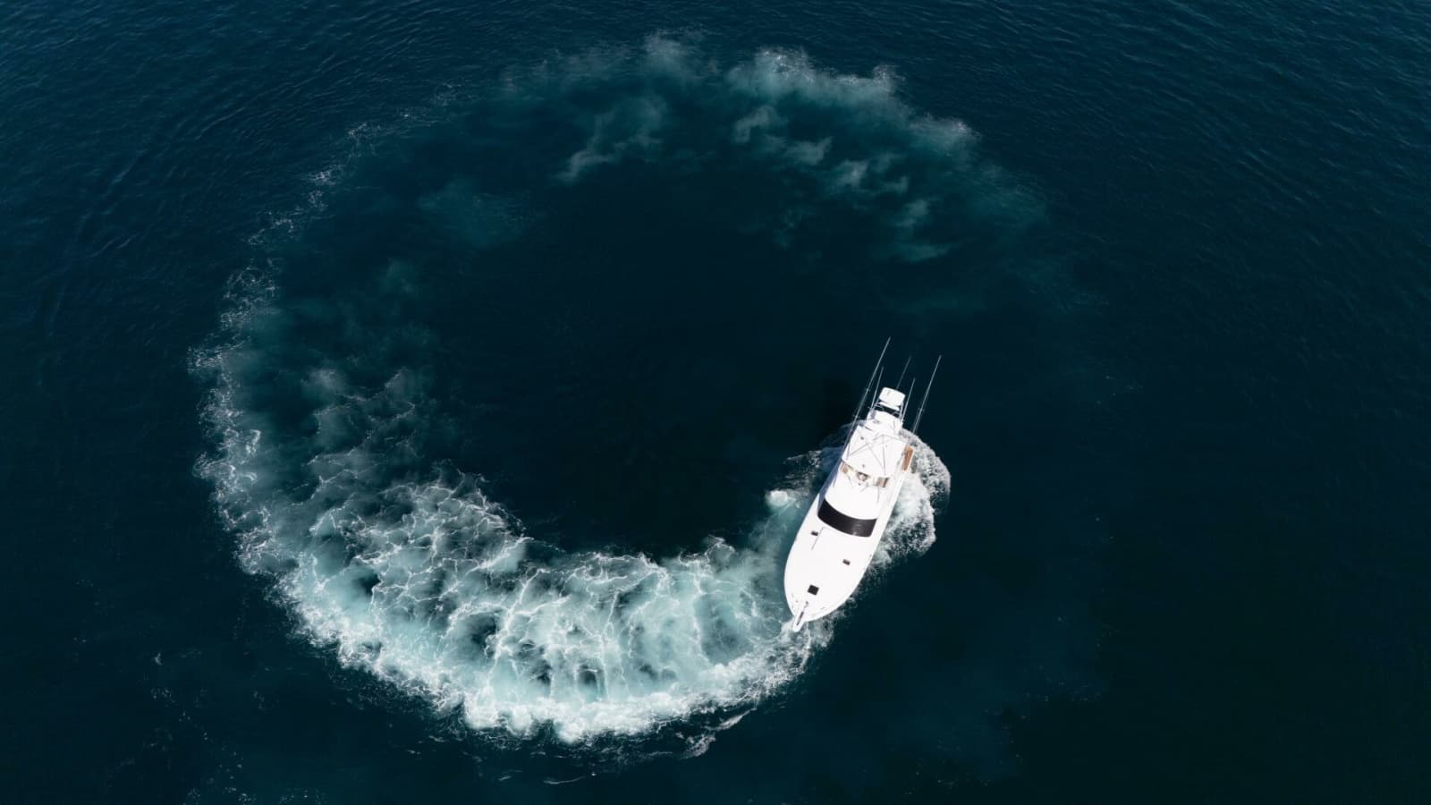 2001 Hatteras 60 Convertible - Photo 74
