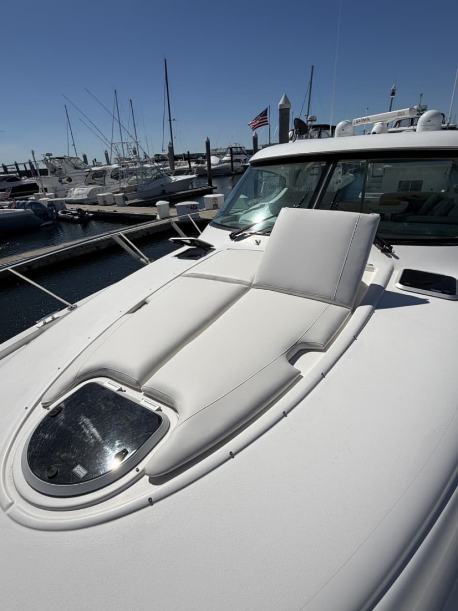 2013 Tiara Yachts 4500 Sovran - Photo 6