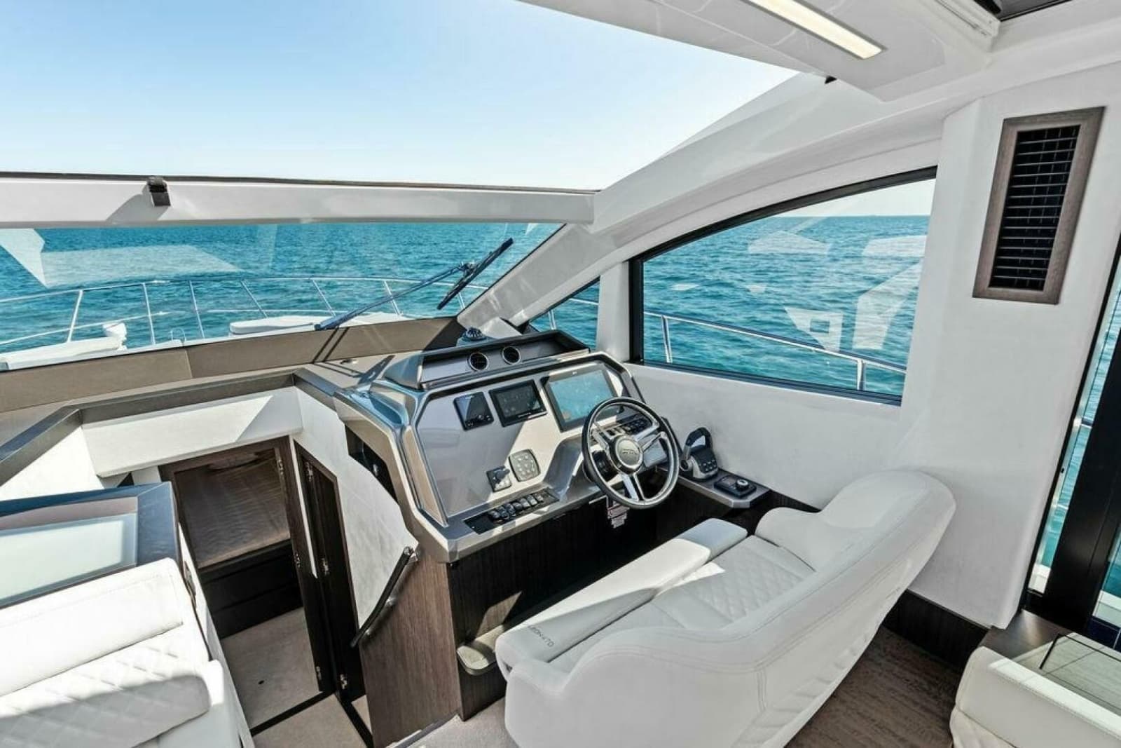 2024 Galeon 470 Sky - Photo 15