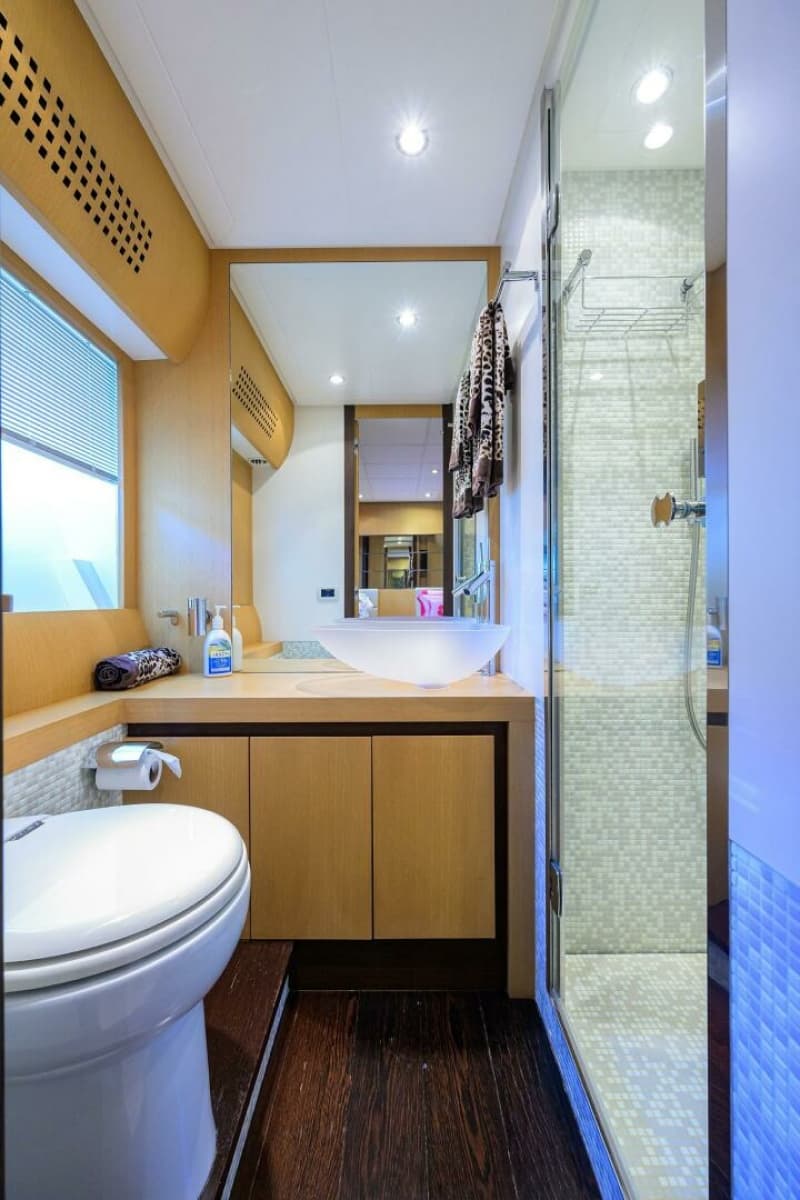 2009 Pershing 90 Express - Photo 34