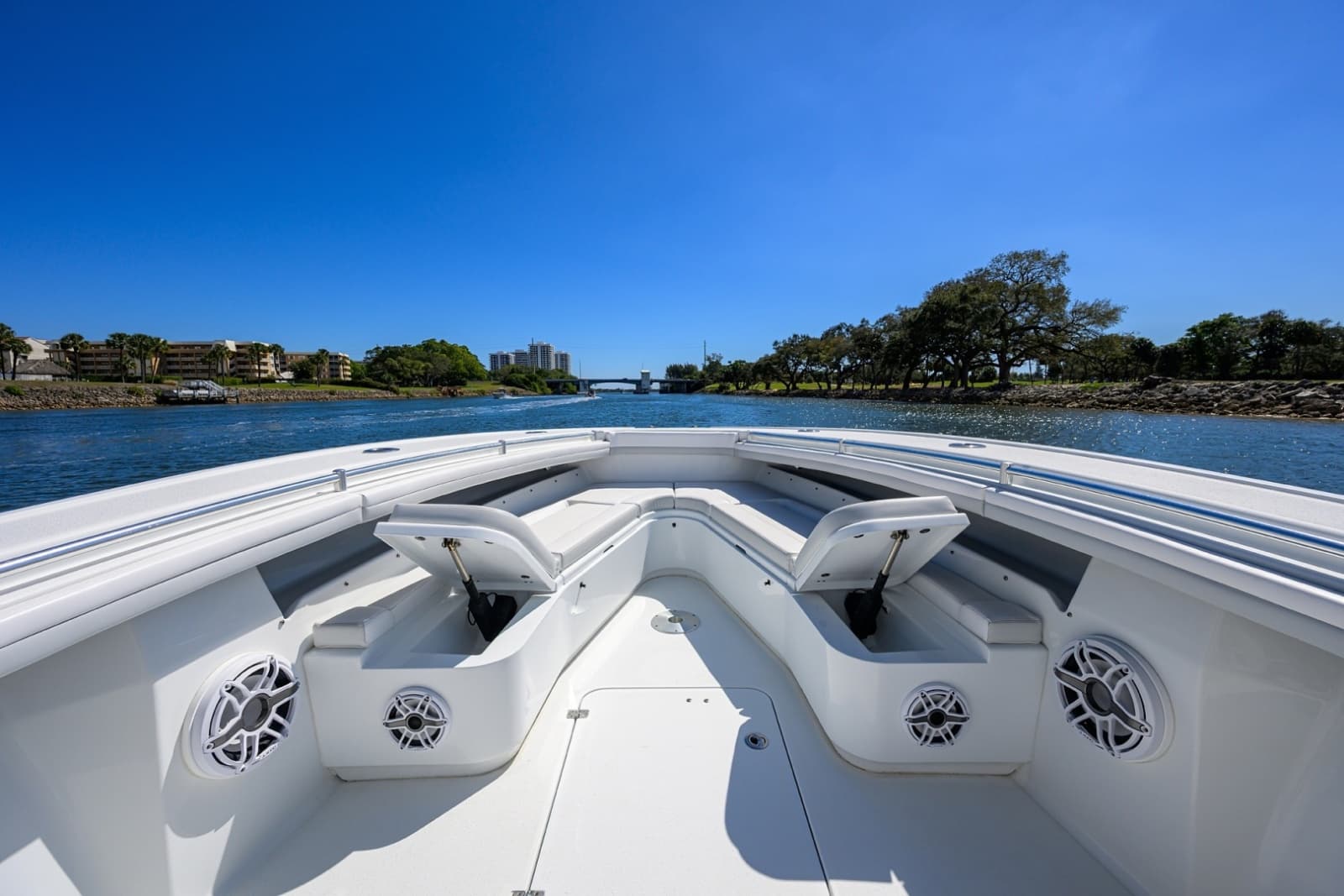 2023 Yellowfin 34 Offshore - Photo 6